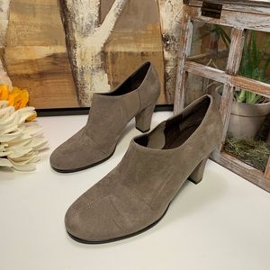 AEROSOLES Taupe Ankle Booties